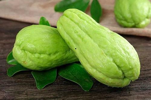 网红吃佛手瓜一口闷